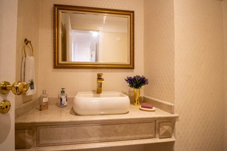 Apartamento para alugar com 250m², 5 quartos e 3 vagasLavabo