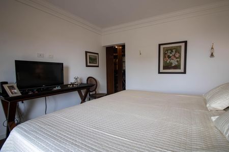 Apartamento para alugar com 250m², 5 quartos e 3 vagas Suíte 4