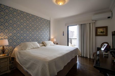 Apartamento para alugar com 250m², 5 quartos e 3 vagas Suíte 4