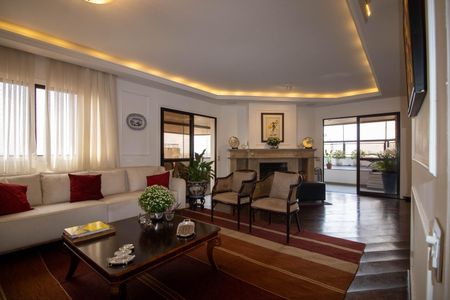 Apartamento para alugar com 250m², 5 quartos e 3 vagasSala