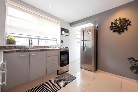 Apartamento para alugar com 2 quartos, 80m² em Cerqueira César, São Paulo