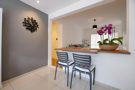 Apartamento para alugar com 2 quartos, 80m² em Cerqueira César, São Paulo