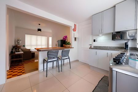 Apartamento para alugar com 2 quartos, 80m² em Cerqueira César, São Paulo