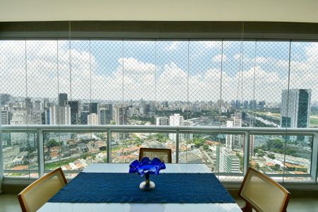 Apartamento à venda com 2 quartos, 71m² em Pinheiros, São Paulo