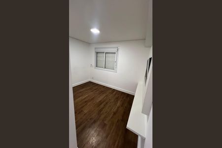 Apartamento para alugar com 68m², 2 quartos e 1 vaga