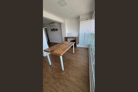 Apartamento para alugar com 68m², 2 quartos e 1 vaga
