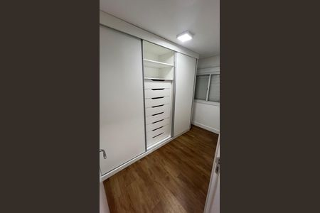 Apartamento para alugar com 68m², 2 quartos e 1 vaga