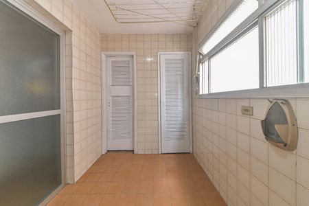 Apartamento para alugar com 110m², 3 quartos e 2 vagas Apartamento para alugar com 110m², 3 quartos e 2 vagasLavanderia