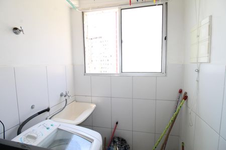 Apartamento para alugar com 68m², 2 quartos e 1 vagaÁrea de Serviço