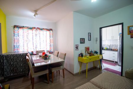 Sala de apartamento para alugar com 2 quartos, 55m² em Jardim Vergueiro, Sorocaba