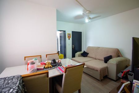 Sala de apartamento para alugar com 2 quartos, 55m² em Jardim Vergueiro, Sorocaba