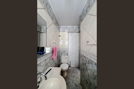 Casa para alugar com 170m², 4 quartos e 2 vagas Casa para alugar com 170m², 4 quartos e 2 vagasBanheiro da Suíte 2