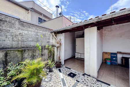 Casa para alugar com 170m², 4 quartos e 2 vagas Casa para alugar com 170m², 4 quartos e 2 vagasÁrea externa