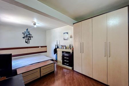 Casa para alugar com 170m², 4 quartos e 2 vagas Casa para alugar com 170m², 4 quartos e 2 vagasQuarto 1 - Suíte