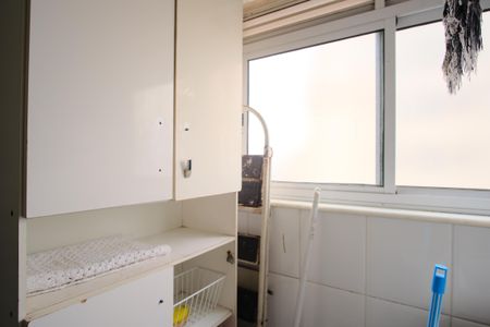 Apartamento para alugar com 60m², 2 quartos e 1 vagaÁrea de Serviço
