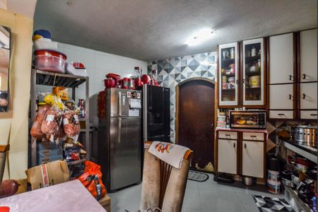 Casa à venda com 220m², 3 quartos e 4 vagas Casa à venda com 220m², 3 quartos e 4 vagasCozinha