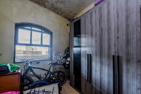 Casa à venda com 220m², 3 quartos e 4 vagas Casa à venda com 220m², 3 quartos e 4 vagasQuarto 1