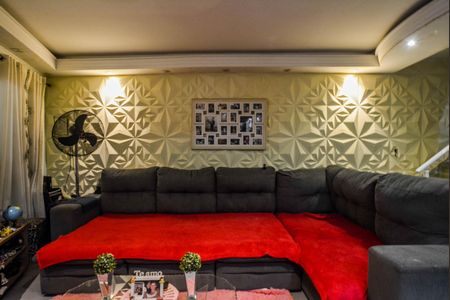 Casa à venda com 220m², 3 quartos e 4 vagas Casa à venda com 220m², 3 quartos e 4 vagasSala