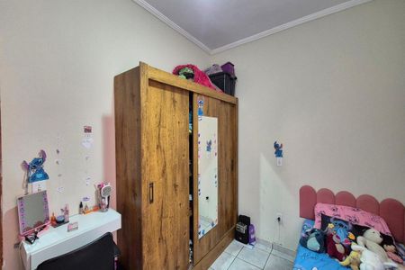 Casa à venda com 150m², 4 quartos e 4 vagas Casa à venda com 150m², 4 quartos e 4 vagasQuarto 2