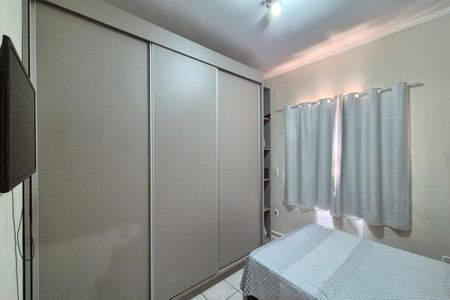 Casa à venda com 150m², 4 quartos e 4 vagas Casa à venda com 150m², 4 quartos e 4 vagasQuarto 1