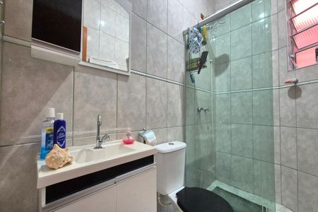 Casa à venda com 150m², 4 quartos e 4 vagas Casa à venda com 150m², 4 quartos e 4 vagasBanheiro