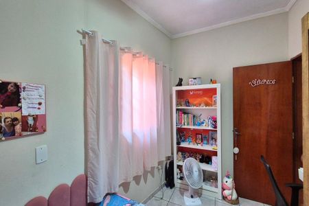 Casa à venda com 150m², 4 quartos e 4 vagas Casa à venda com 150m², 4 quartos e 4 vagasQuarto 2