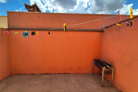 Casa à venda com 150m², 4 quartos e 4 vagas Casa à venda com 150m², 4 quartos e 4 vagasVista do Quarto 1