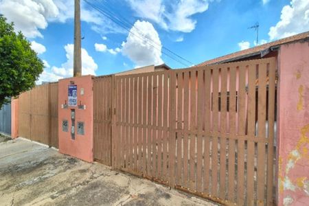 Casa à venda com 150m², 4 quartos e 4 vagas Casa à venda com 150m², 4 quartos e 4 vagasFachada do Prédio