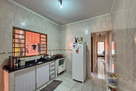 Casa à venda com 150m², 4 quartos e 4 vagas Casa à venda com 150m², 4 quartos e 4 vagasCozinha