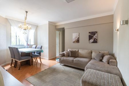 Sala de apartamento à venda com 3 quartos, 74m² em Vila Vermelha, São Paulo