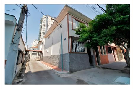 Casa para alugar com 106m², 2 quartos e 1 vaga