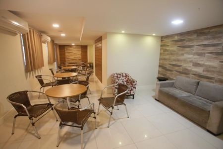 Apartamento para alugar com 63m², 2 quartos e 1 vagaÁrea comum - Salão de festas