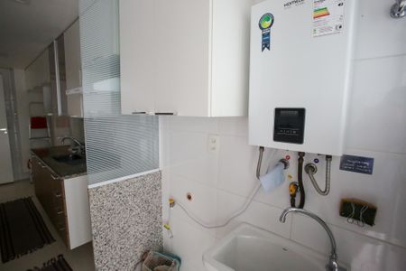 Apartamento para alugar com 63m², 2 quartos e 1 vagaÁrea de Serviço