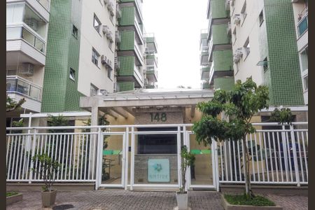 Apartamento para alugar com 63m², 2 quartos e 1 vagaFachada