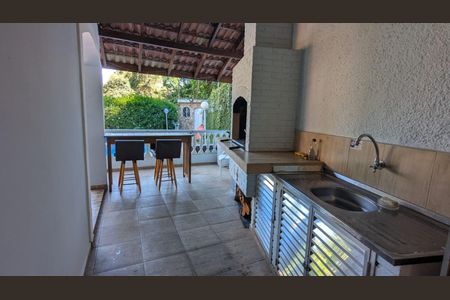 Casa à venda com 470m², 4 quartos e 4 vagasÁrea externa