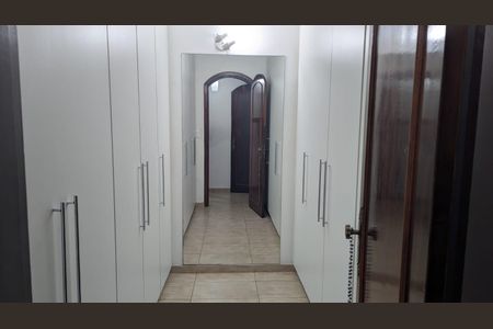 Casa à venda com 470m², 4 quartos e 4 vagasQuarto