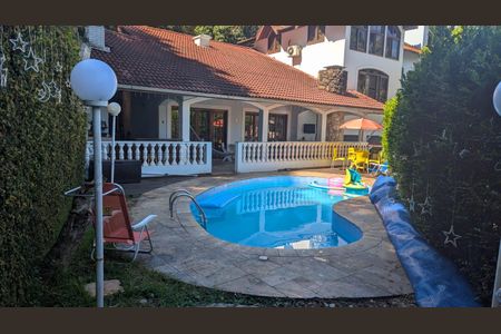 Casa à venda com 470m², 4 quartos e 4 vagasÁrea externa