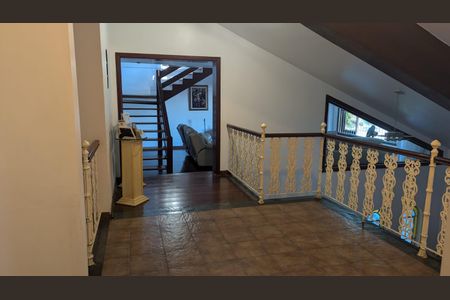 Casa à venda com 470m², 4 quartos e 4 vagasCorredor