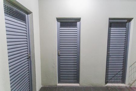 Apartamento à venda com 182m², 3 quartos e 2 vagas Apartamento à venda com 182m², 3 quartos e 2 vagasQuarto de Despejo