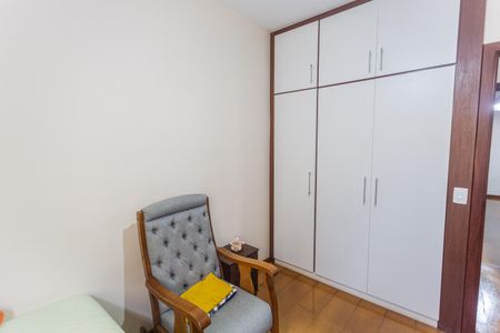 Apartamento à venda com 182m², 3 quartos e 2 vagas Apartamento à venda com 182m², 3 quartos e 2 vagasQuarto 3