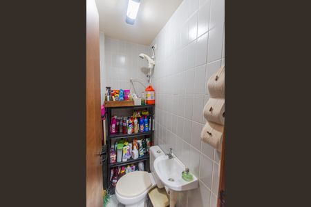 Apartamento à venda com 182m², 3 quartos e 2 vagas Apartamento à venda com 182m², 3 quartos e 2 vagasBanheiro de serviço