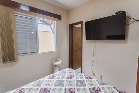 Apartamento à venda com 182m², 3 quartos e 2 vagas Apartamento à venda com 182m², 3 quartos e 2 vagasSuíte