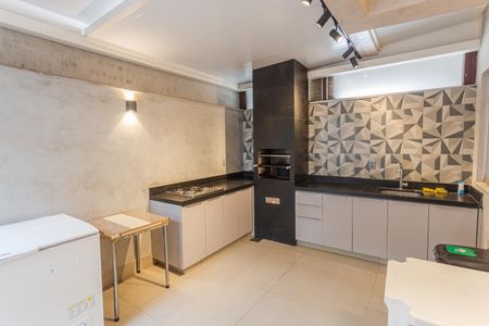 Apartamento à venda com 182m², 3 quartos e 2 vagas Apartamento à venda com 182m², 3 quartos e 2 vagasÁrea comum - Churrasqueira