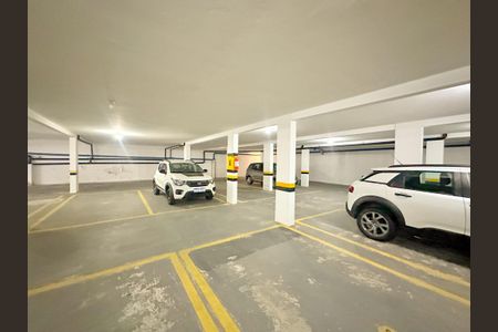 Apartamento para alugar com 83m², 2 quartos e 1 vagaGaragem