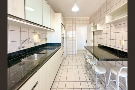 Apartamento para alugar com 83m², 2 quartos e 1 vagaCozinha