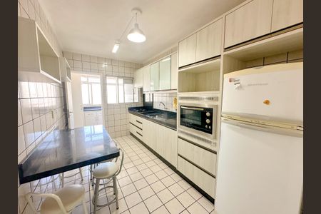 Apartamento para alugar com 83m², 2 quartos e 1 vagaCozinha