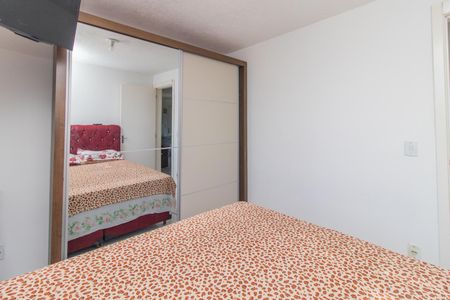 Quarto 2 de apartamento para alugar com 2 quartos, 55m² em Vila Nova, Porto Alegre