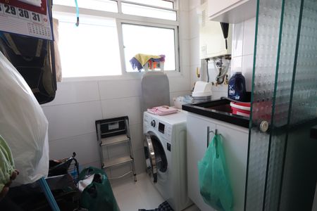 Apartamento à venda com 117m², 2 quartos e 4 vagasLavanderia