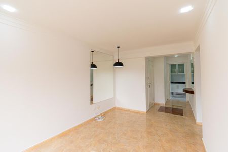 Sala de apartamento à venda com 2 quartos, 76m² em Vila Canero, São Paulo
