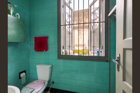 Casa à venda com 90m², 3 quartos e sem vagaBanheiro Corredor